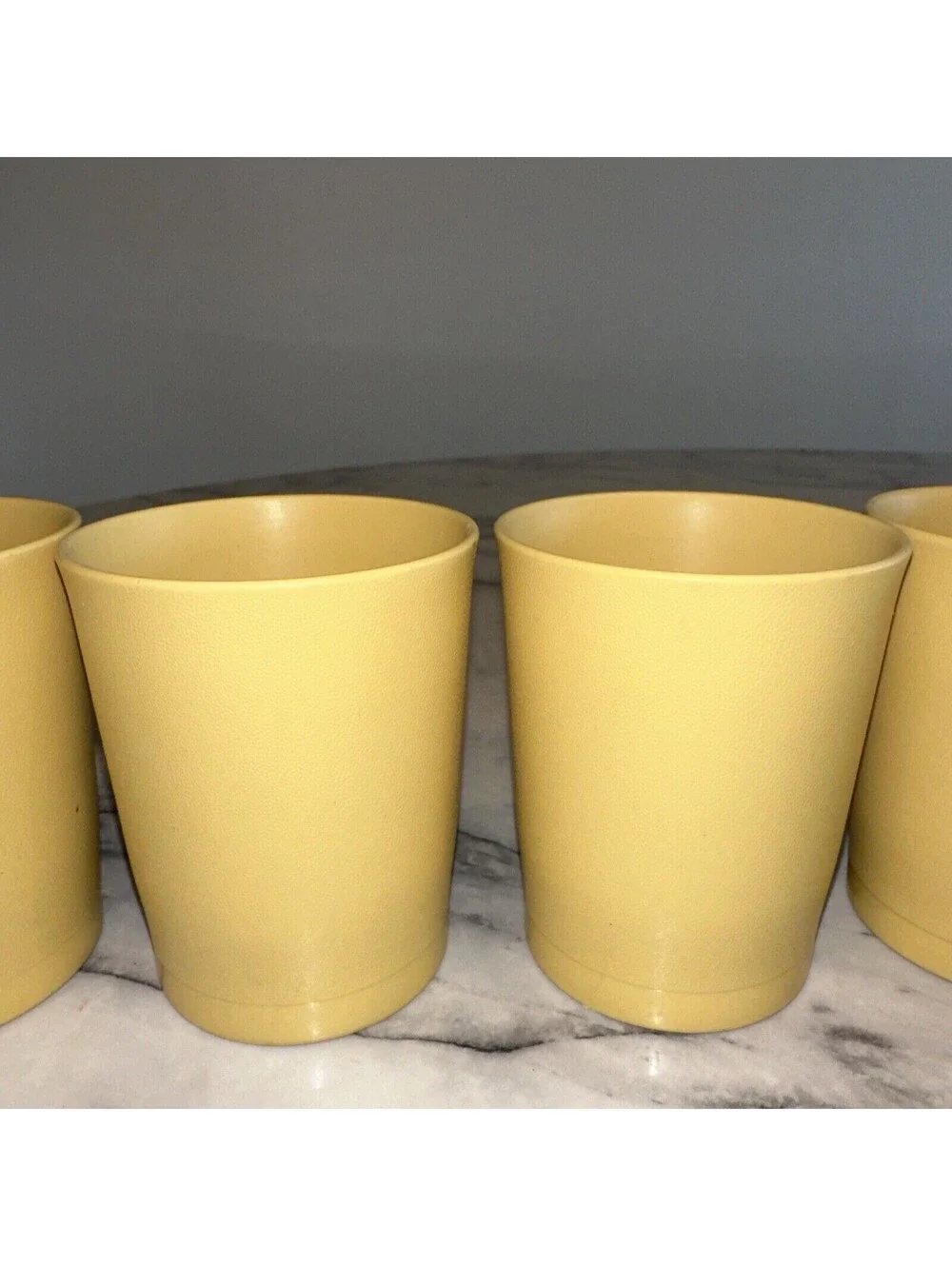 Tupperware vintage oz
